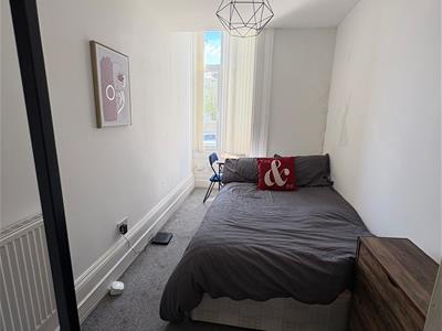 Picture 10